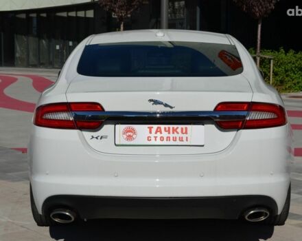 Белый Ягуар ХФ, объемом двигателя 0 л и пробегом 135 тыс. км за 14999 $, фото 4 на Automoto.ua