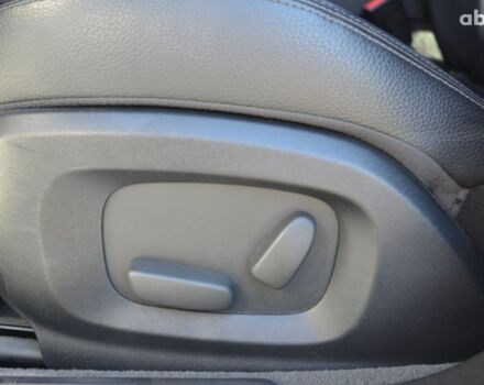 Белый Ягуар ХФ, объемом двигателя 0 л и пробегом 135 тыс. км за 14999 $, фото 17 на Automoto.ua