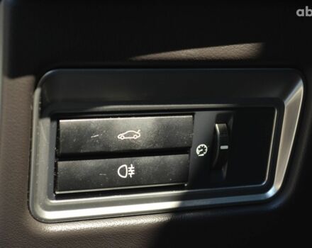 Белый Ягуар ХФ, объемом двигателя 0 л и пробегом 135 тыс. км за 14999 $, фото 13 на Automoto.ua