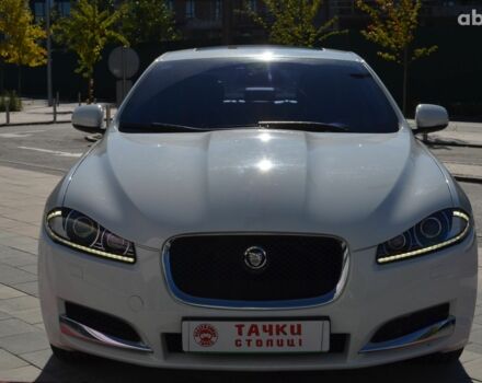 Белый Ягуар ХФ, объемом двигателя 0 л и пробегом 135 тыс. км за 14999 $, фото 1 на Automoto.ua