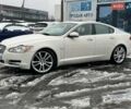 Білий Ягуар ХФ, об'ємом двигуна 3 л та пробігом 293 тис. км за 7990 $, фото 6 на Automoto.ua