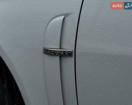 Білий Ягуар ХФ, об'ємом двигуна 3 л та пробігом 315 тис. км за 8000 $, фото 7 на Automoto.ua