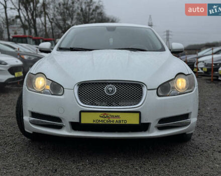 Білий Ягуар ХФ, об'ємом двигуна 3 л та пробігом 315 тис. км за 8000 $, фото 5 на Automoto.ua
