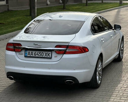 Белый Ягуар ХФ, объемом двигателя 3 л и пробегом 169 тыс. км за 11200 $, фото 11 на Automoto.ua