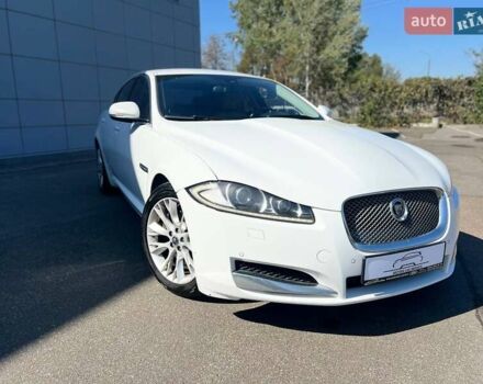 Білий Ягуар ХФ, об'ємом двигуна 2.97 л та пробігом 168 тис. км за 13700 $, фото 25 на Automoto.ua