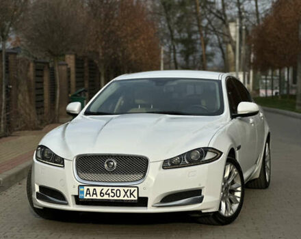 Белый Ягуар ХФ, объемом двигателя 3 л и пробегом 169 тыс. км за 11200 $, фото 1 на Automoto.ua