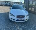 Білий Ягуар ХФ, об'ємом двигуна 2.97 л та пробігом 185 тис. км за 10500 $, фото 2 на Automoto.ua
