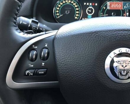 Ягуар ХФ 2012 в Киеве на Automoto.ua Белый Ягуар ХФ, объемом двигателя 3 л и пробегом 48 тыс. км за 24999 $, фото 18 на Automoto.ua