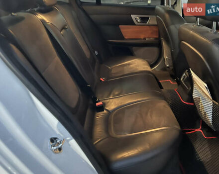 Ягуар ХФ 2012 у Ужгороді на Automoto.ua Білий Ягуар ХФ, об'ємом двигуна 2.97 л та пробігом 164 тис. км за 13900 $, фото 10 на Automoto.ua