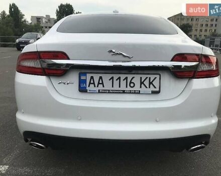 Ягуар ХФ 2012 в Киеве на Automoto.ua Белый Ягуар ХФ, объемом двигателя 3 л и пробегом 48 тыс. км за 24999 $, фото 12 на Automoto.ua