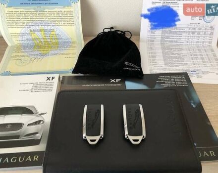 Ягуар ХФ 2012 в Киеве на Automoto.ua Белый Ягуар ХФ, объемом двигателя 3 л и пробегом 48 тыс. км за 24999 $, фото 36 на Automoto.ua
