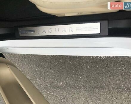 Ягуар ХФ 2012 в Киеве на Automoto.ua Белый Ягуар ХФ, объемом двигателя 3 л и пробегом 48 тыс. км за 24999 $, фото 14 на Automoto.ua
