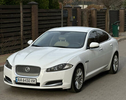 Белый Ягуар ХФ, объемом двигателя 3 л и пробегом 169 тыс. км за 11200 $, фото 6 на Automoto.ua