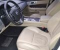 Белый Ягуар ХФ, объемом двигателя 3 л и пробегом 137 тыс. км за 12000 $, фото 11 на Automoto.ua