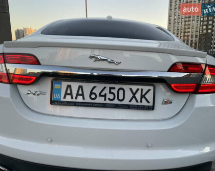 Белый Ягуар ХФ, объемом двигателя 3 л и пробегом 167 тыс. км за 13300 $, фото 5 на Automoto.ua