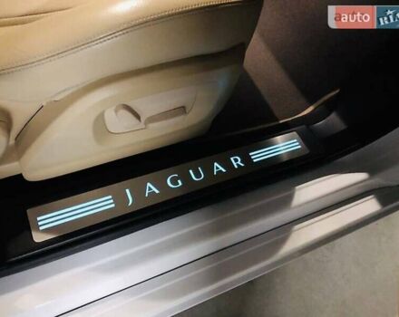 Ягуар ХФ 2012 в Киеве на Automoto.ua Белый Ягуар ХФ, объемом двигателя 3 л и пробегом 48 тыс. км за 24999 $, фото 11 на Automoto.ua