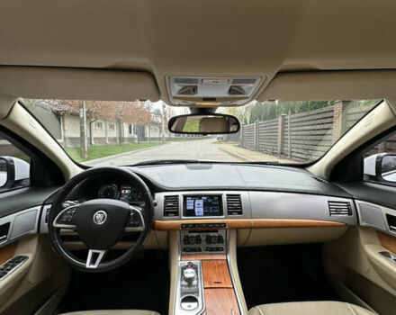 Белый Ягуар ХФ, объемом двигателя 3 л и пробегом 169 тыс. км за 11200 $, фото 35 на Automoto.ua