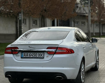 Белый Ягуар ХФ, объемом двигателя 3 л и пробегом 169 тыс. км за 11200 $, фото 12 на Automoto.ua