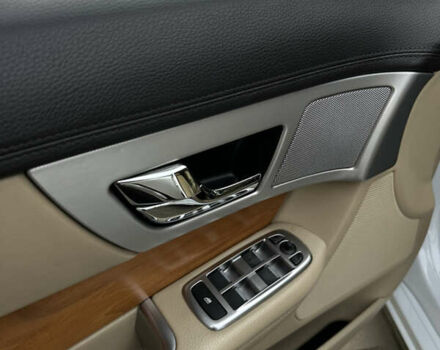 Белый Ягуар ХФ, объемом двигателя 3 л и пробегом 169 тыс. км за 11200 $, фото 21 на Automoto.ua