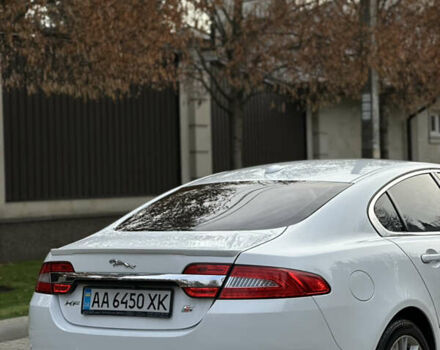 Белый Ягуар ХФ, объемом двигателя 3 л и пробегом 169 тыс. км за 11200 $, фото 13 на Automoto.ua