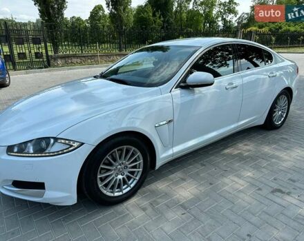 Білий Ягуар ХФ, об'ємом двигуна 2.97 л та пробігом 161 тис. км за 15000 $, фото 3 на Automoto.ua