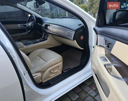 Белый Ягуар ХФ, объемом двигателя 2 л и пробегом 212 тыс. км за 11500 $, фото 26 на Automoto.ua