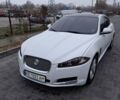 Белый Ягуар ХФ, объемом двигателя 3 л и пробегом 137 тыс. км за 12000 $, фото 2 на Automoto.ua