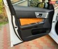 Белый Ягуар ХФ, объемом двигателя 3 л и пробегом 130 тыс. км за 10999 $, фото 10 на Automoto.ua