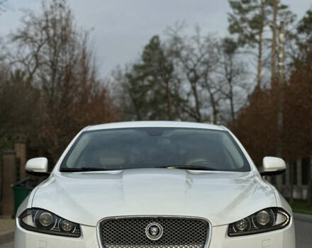 Белый Ягуар ХФ, объемом двигателя 3 л и пробегом 169 тыс. км за 11200 $, фото 5 на Automoto.ua