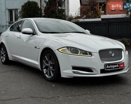 Білий Ягуар ХФ, об'ємом двигуна 2 л та пробігом 214 тис. км за 15990 $, фото 7 на Automoto.ua