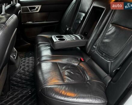 Білий Ягуар ХФ, об'ємом двигуна 2 л та пробігом 214 тис. км за 15990 $, фото 22 на Automoto.ua