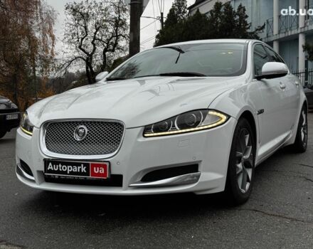 Білий Ягуар ХФ, об'ємом двигуна 2 л та пробігом 214 тис. км за 15990 $, фото 1 на Automoto.ua