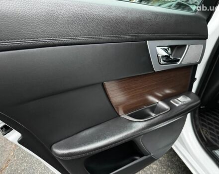 Білий Ягуар ХФ, об'ємом двигуна 2 л та пробігом 214 тис. км за 15990 $, фото 20 на Automoto.ua