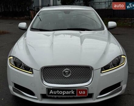 Білий Ягуар ХФ, об'ємом двигуна 2 л та пробігом 214 тис. км за 15990 $, фото 5 на Automoto.ua