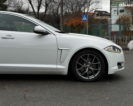 Білий Ягуар ХФ, об'ємом двигуна 2 л та пробігом 214 тис. км за 15990 $, фото 8 на Automoto.ua