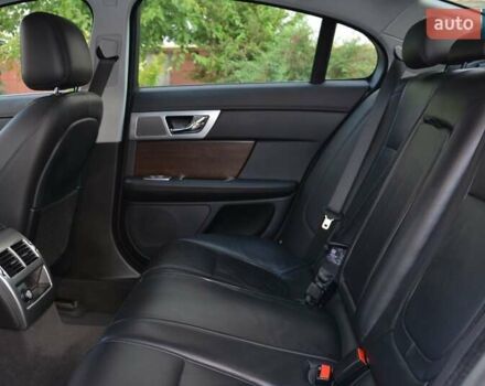 Белый Ягуар ХФ, объемом двигателя 2 л и пробегом 210 тыс. км за 16300 $, фото 24 на Automoto.ua