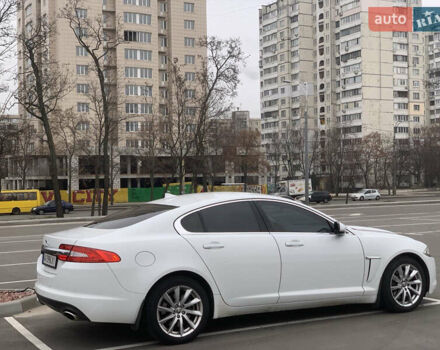Білий Ягуар ХФ, об'ємом двигуна 2 л та пробігом 235 тис. км за 12900 $, фото 15 на Automoto.ua