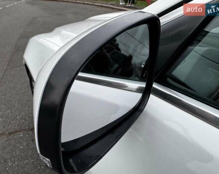 Білий Ягуар ХФ, об'ємом двигуна 2 л та пробігом 214 тис. км за 15990 $, фото 27 на Automoto.ua