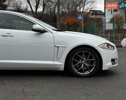 Білий Ягуар ХФ, об'ємом двигуна 2 л та пробігом 214 тис. км за 15990 $, фото 9 на Automoto.ua