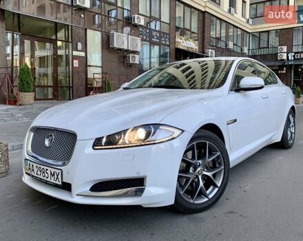 Белый Ягуар ХФ, объемом двигателя 2 л и пробегом 210 тыс. км за 16300 $, фото 10 на Automoto.ua