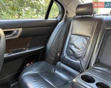 Белый Ягуар ХФ, объемом двигателя 2 л и пробегом 210 тыс. км за 16300 $, фото 26 на Automoto.ua