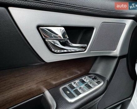 Білий Ягуар ХФ, об'ємом двигуна 2 л та пробігом 214 тис. км за 15990 $, фото 29 на Automoto.ua