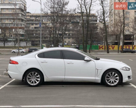 Білий Ягуар ХФ, об'ємом двигуна 2 л та пробігом 235 тис. км за 12900 $, фото 3 на Automoto.ua