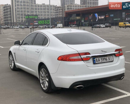 Білий Ягуар ХФ, об'ємом двигуна 2 л та пробігом 235 тис. км за 12900 $, фото 10 на Automoto.ua