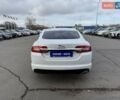 Белый Ягуар ХФ, объемом двигателя 2.18 л и пробегом 146 тыс. км за 15300 $, фото 5 на Automoto.ua