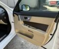 Білий Ягуар ХФ, об'ємом двигуна 2.18 л та пробігом 146 тис. км за 16000 $, фото 1 на Automoto.ua
