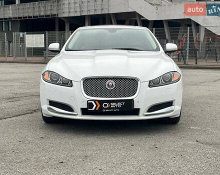 Белый Ягуар ХФ, объемом двигателя 3 л и пробегом 140 тыс. км за 14490 $, фото 7 на Automoto.ua