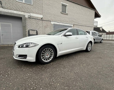 Белый Ягуар ХФ, объемом двигателя 2.18 л и пробегом 174 тыс. км за 13900 $, фото 7 на Automoto.ua