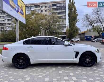 Белый Ягуар ХФ, объемом двигателя 2.18 л и пробегом 380 тыс. км за 10900 $, фото 4 на Automoto.ua