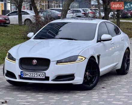 Белый Ягуар ХФ, объемом двигателя 2.18 л и пробегом 380 тыс. км за 10900 $, фото 14 на Automoto.ua